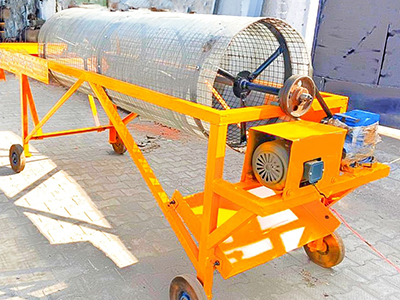SAND SCREENING MACHINE